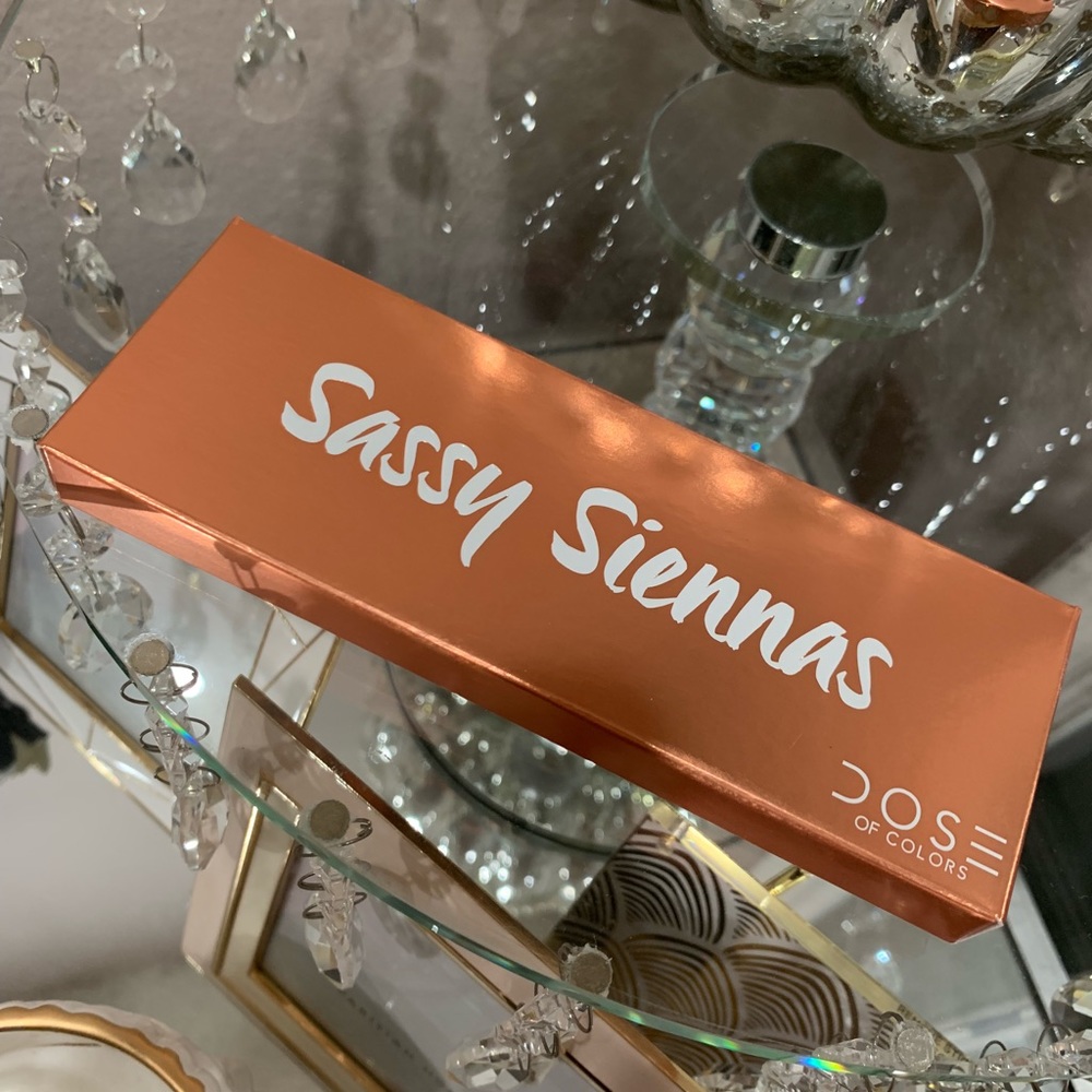 DOSE OF COLORS 💕 Sassy Siennas Palette